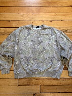 Men's Crewneck Sweatshirt  - Camo Leaf Print